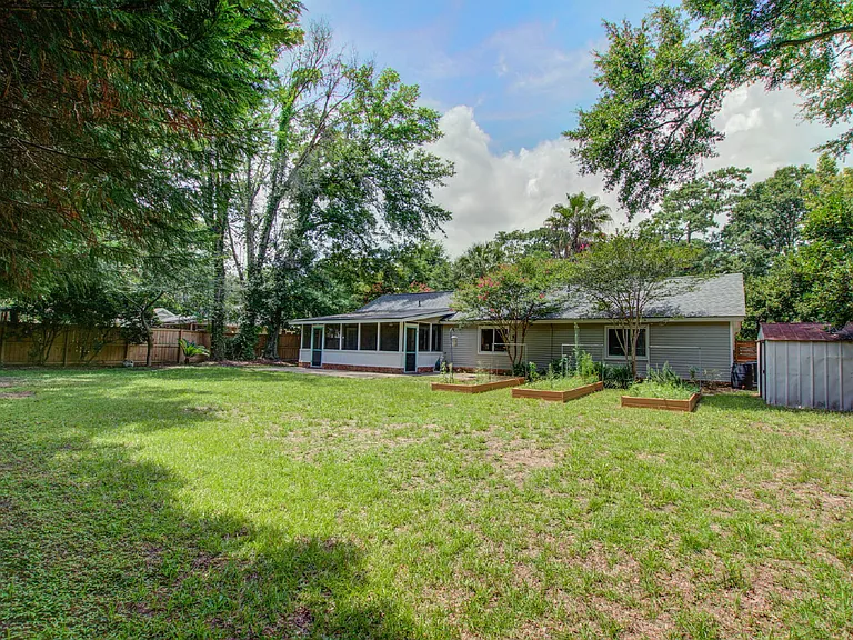 1307 Bob White Dr — Photo 21