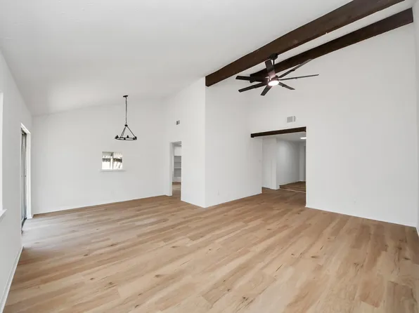 16427 Hickory Knoll Dr, Houston, TX 77059