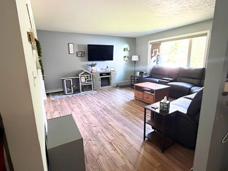 2585 Jason St — Photo 5