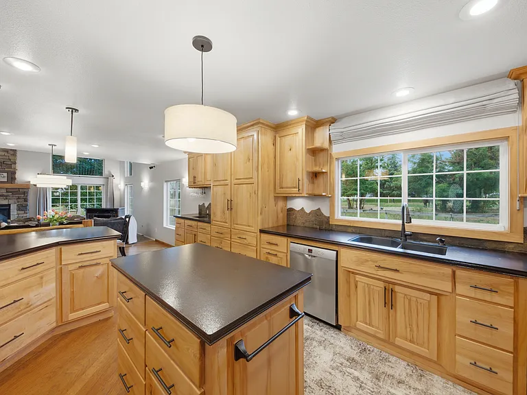 2635 N Meyer Rd — Photo 7