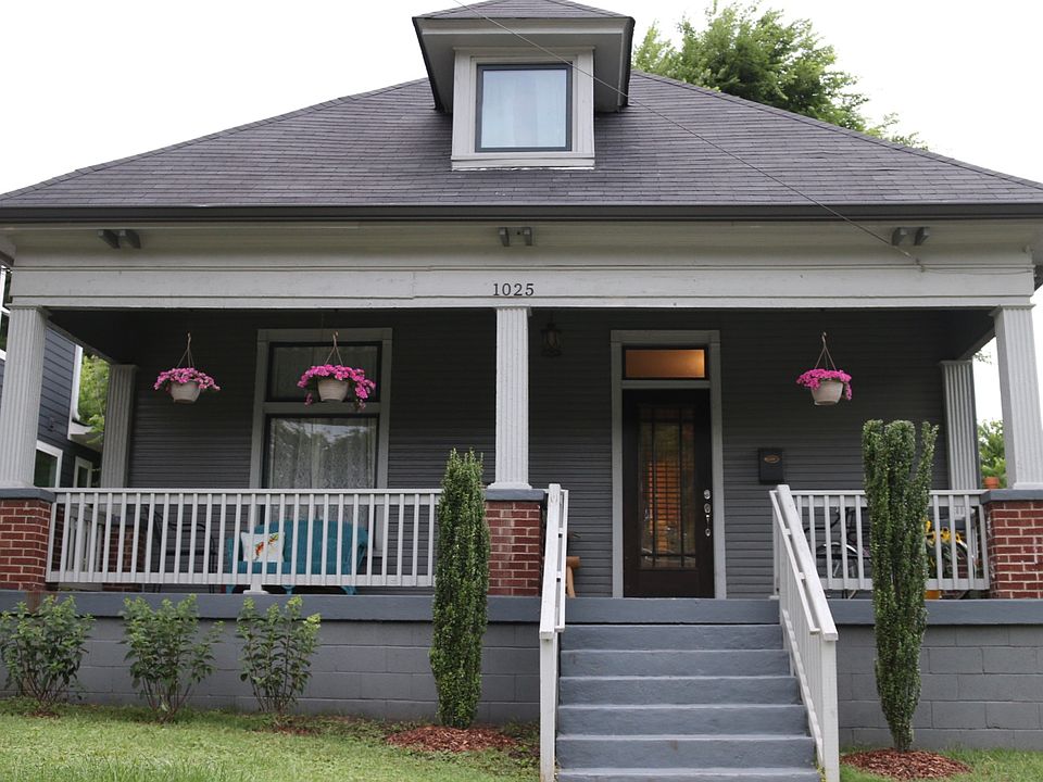 large, old fashioned porch