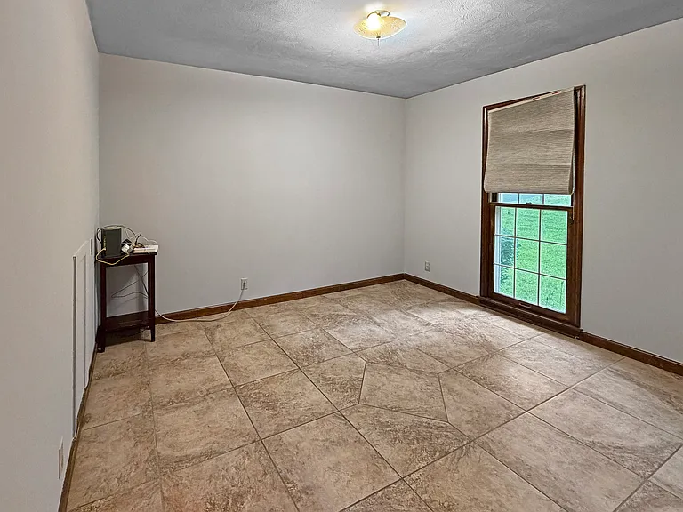 8321 Boomershine Rd — Photo 12
