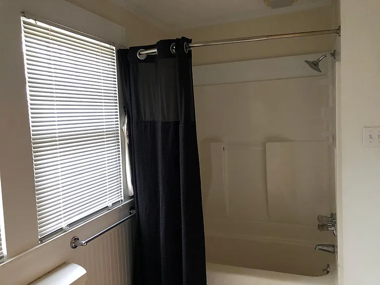 416 Jefferson St #2 — Photo 16