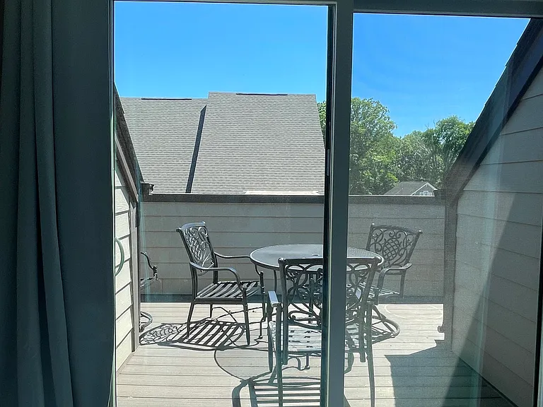 404 Spearfield Ln — Photo 23