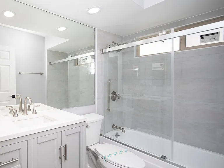 7601 Eads Avenue — Photo 24