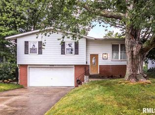 6008 N Hamilton Rd, Peoria, IL 61614