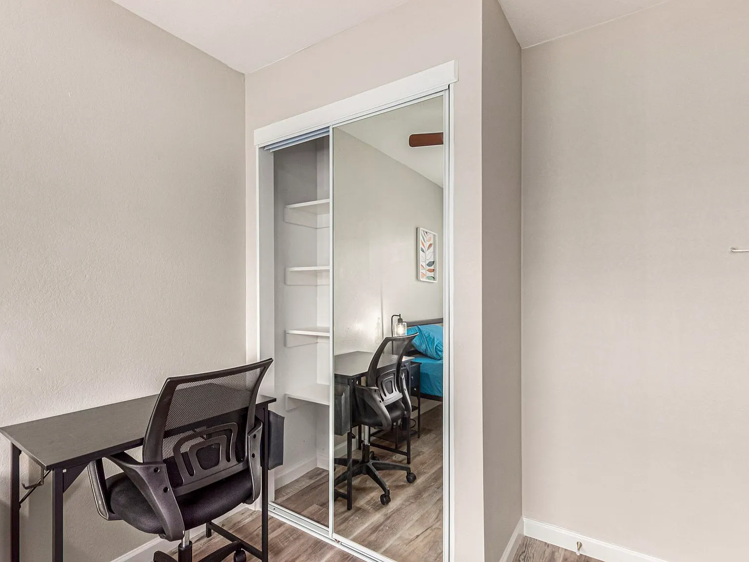 4 bed, 1.0 bath, 800 sqft, $789 — Photo 1
