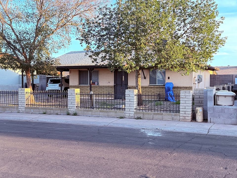 2nd image of 6943 W Solano Dr N