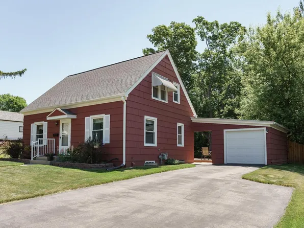 1315 Sunset AVENUE, Watertown, WI 53094