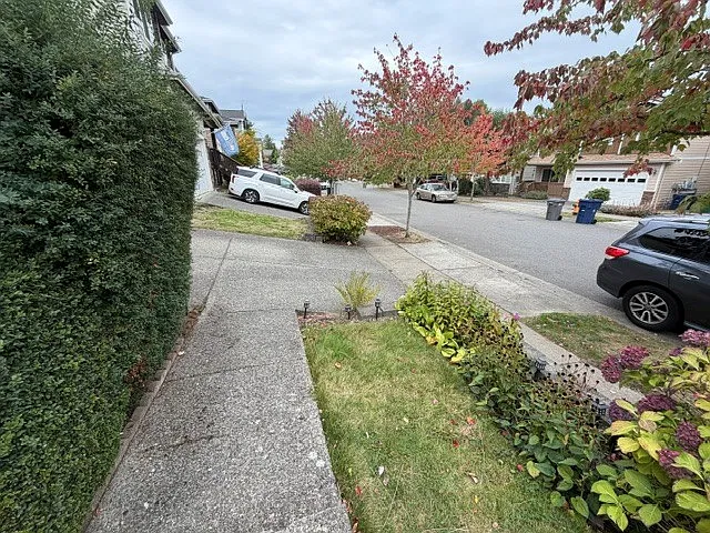 5 bed, 2727 sqft, $3,950 — Photo 1