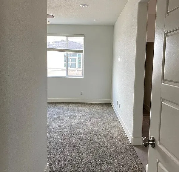 2434 Urdaneta Way — Photo 21