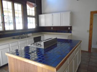 707 Johnson St, Healdsburg, CA 95448