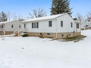 1465 9th St, Marion, IA 52302