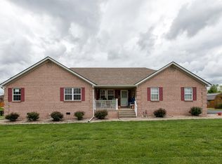 517 Gladson Dr, Berea, KY 40403