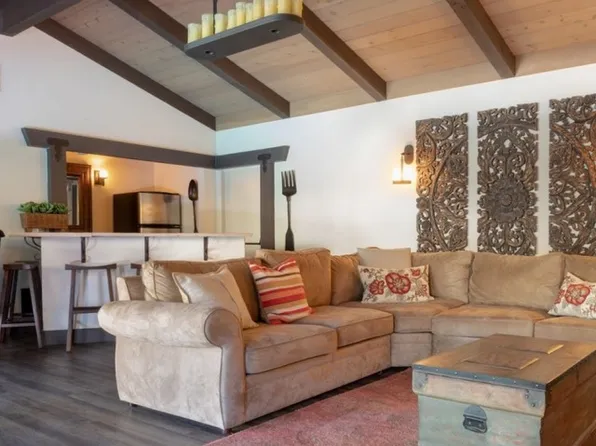 El Portal Apartments, 2065 California St APT 38, Mountain View, CA 94040