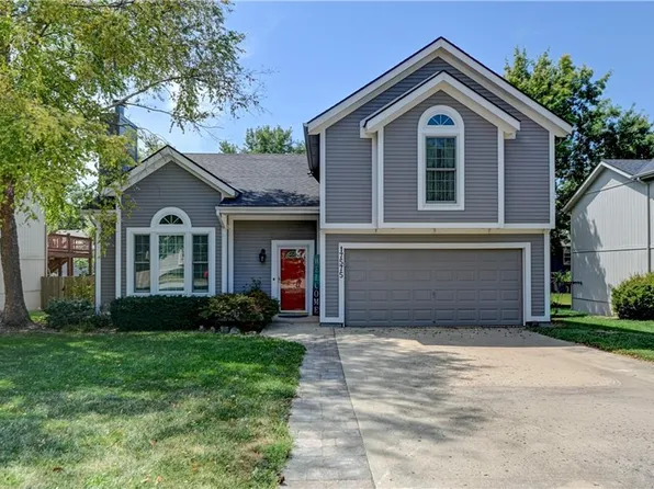 17575 W 111th Ct, Olathe, KS 66061