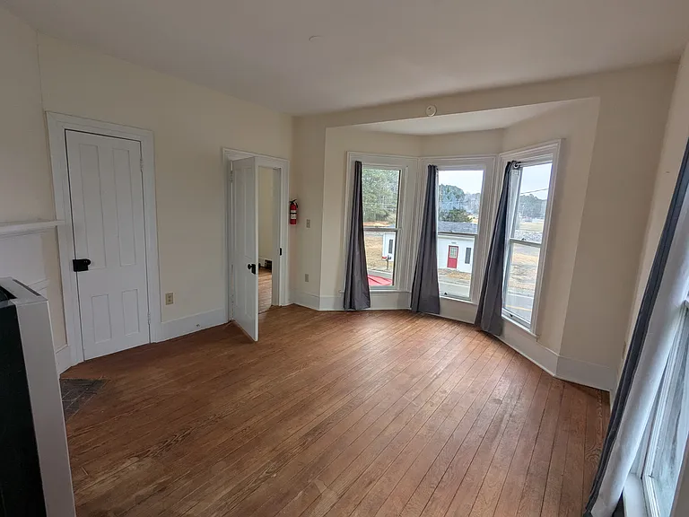 112 Maifield Ave #B — Photo 9
