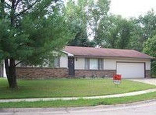 1906 Lagen St, Dubuque, IA 52002