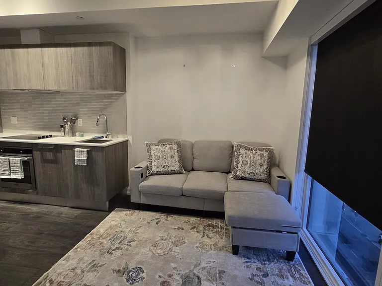 3 Gloucester St #512 — Photo 28