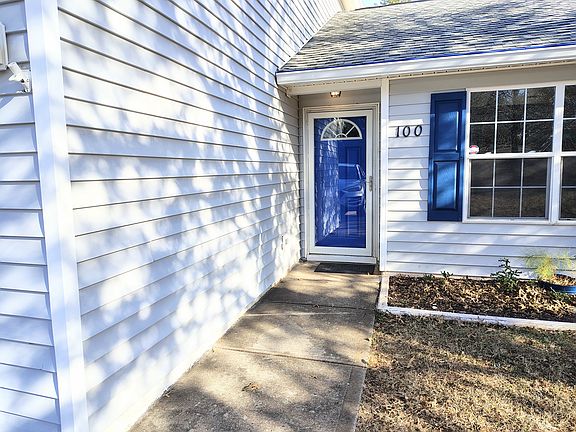 3rd image of 100 Providence Hall Dr