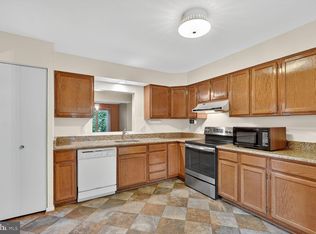 2890 Schoolhouse Cir, Silver Spring, MD 20902