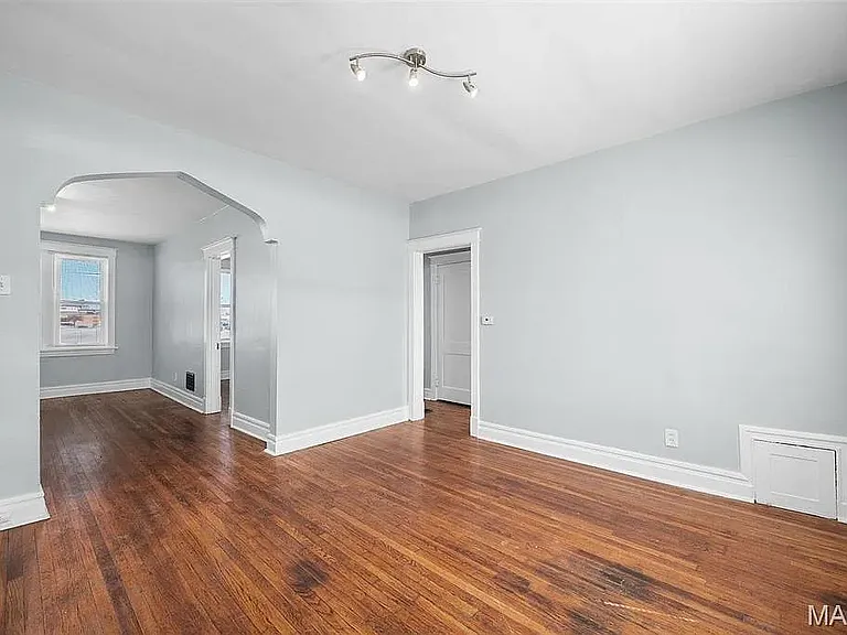 4710 Delor St #2W — Photo 5