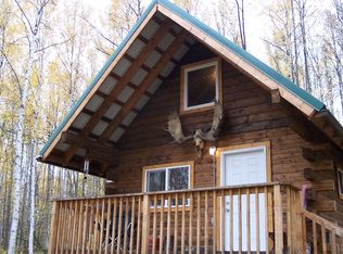 587 Beacon Dr, Fairbanks, AK 99712