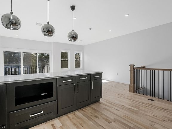 3rd image of 9 Voorhees St