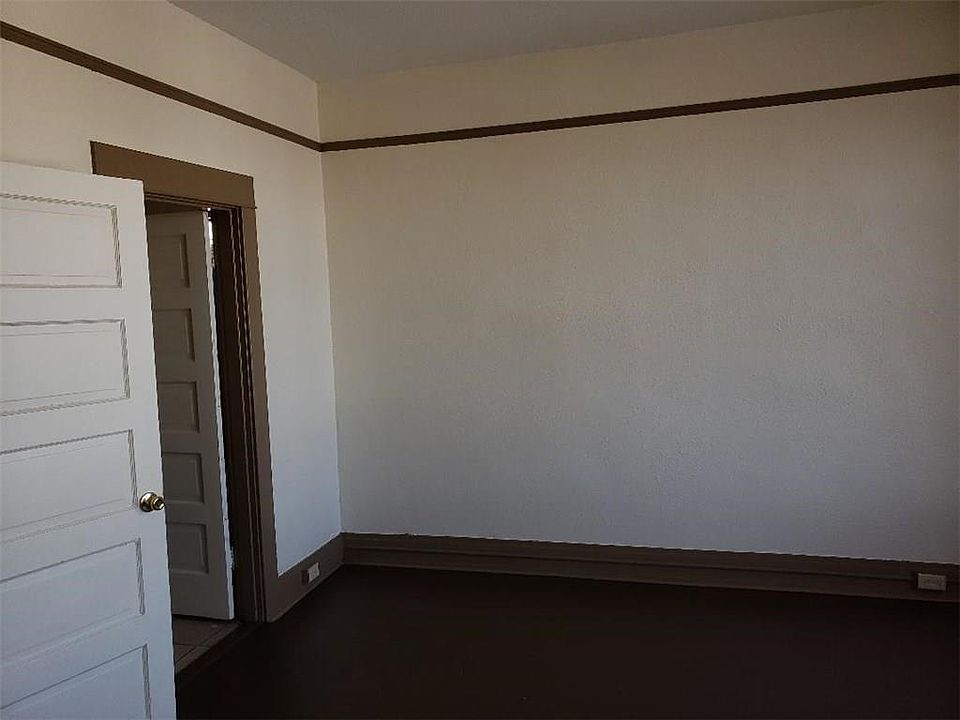 1st image of 1101 E Yandell Dr
