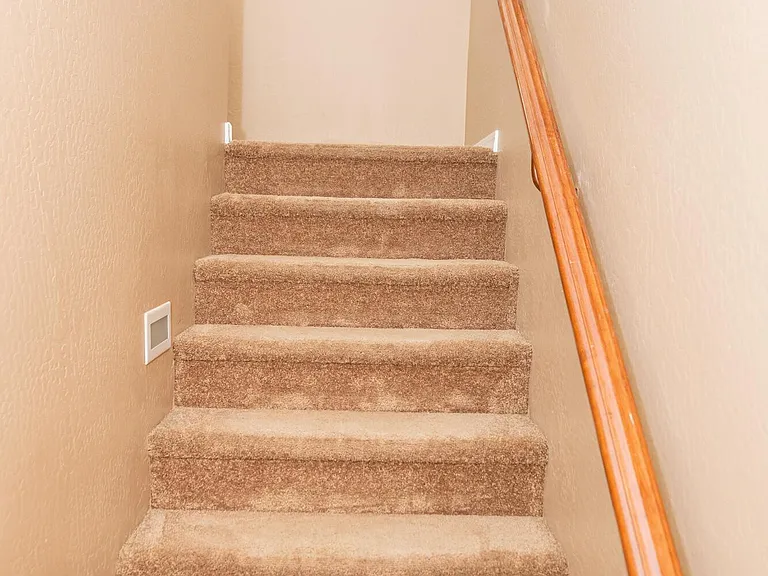 2162 W Scully Dr — Photo 14