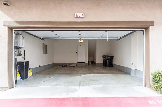 17052 Liberty Way — Photo 34