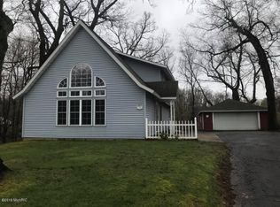 1431 Bankers Rd, Hillsdale, MI 49242