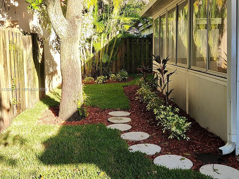 11281 Reveille Rd — Photo 30