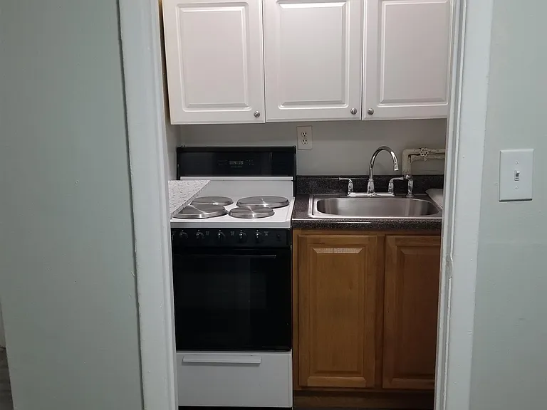 38 Fisk St — Photo 6