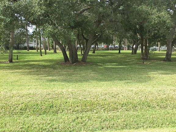 2nd image of 12951 Treeline Ct