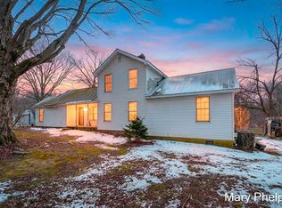 238 41st St, Allegan, MI 49010