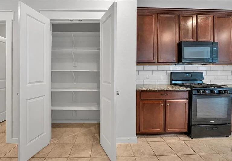 31415 Stone Ridge Forest Dr — Photo 32
