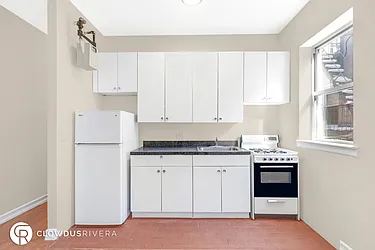 Rented by Cooper & Cooper Real Estate