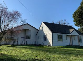 790 S 42nd St, Springfield, OR 97478