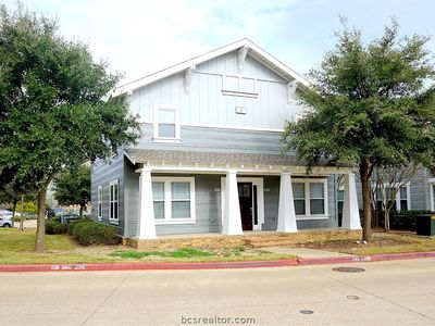 1725 Harvey Mitchell #812, College Station, TX, 77840