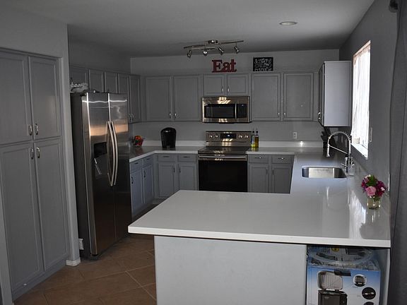 3rd image of 12101 N 129th Dr
