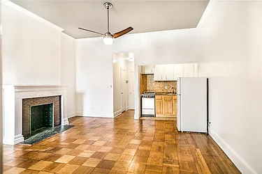 Rented by Century 21 Metropolitan