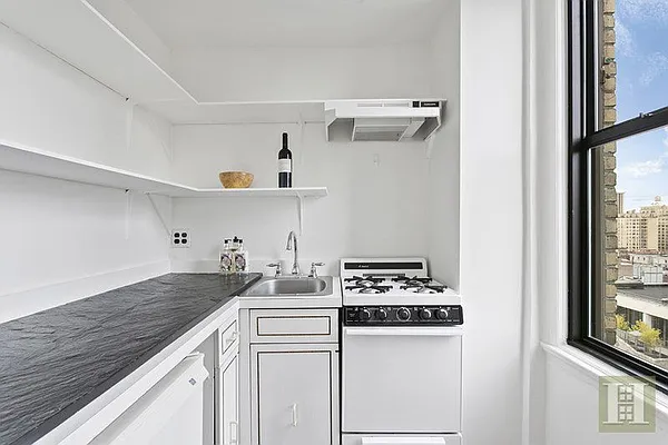 Sold by Halstead Real Estate | media 18