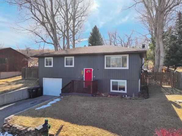 316 Del St, Lander, WY 82520
