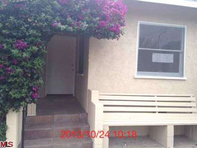 1st image of 464 E 27th St
