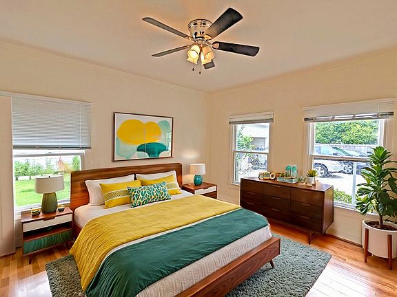 5th image of 1526 6th Ave APT 4