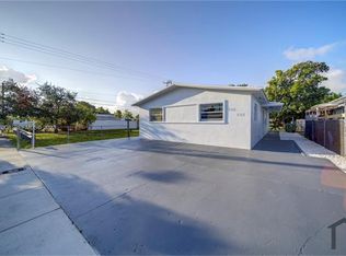 898 E 22nd St, Hialeah, FL 33013