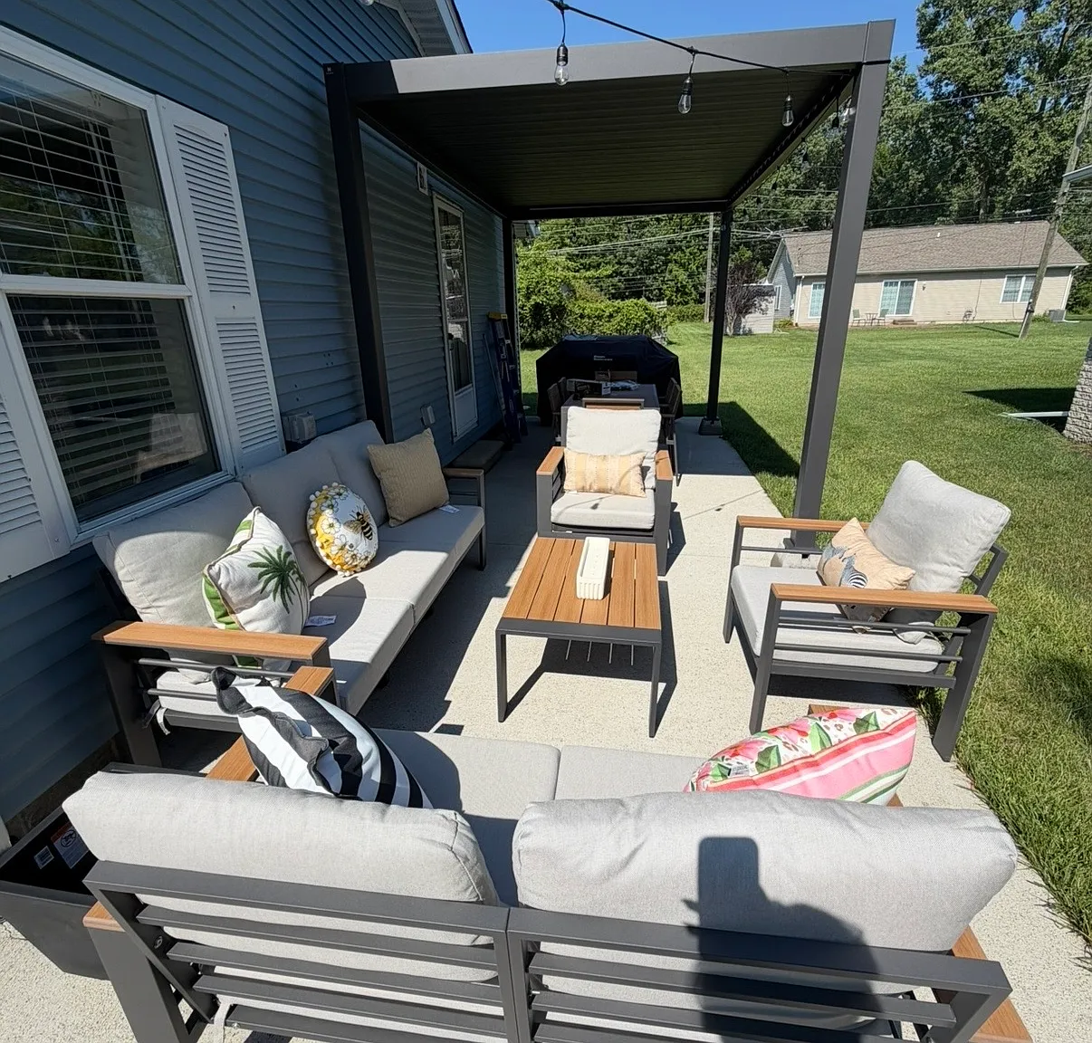 3 bed, 1323 sqft, $2,100 — Photo 3