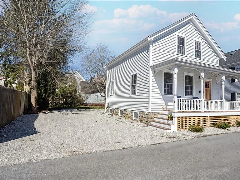 4 Gladding Ct — Photo 47
