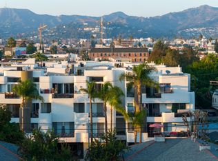 Clinton, Los Angeles, CA 90004